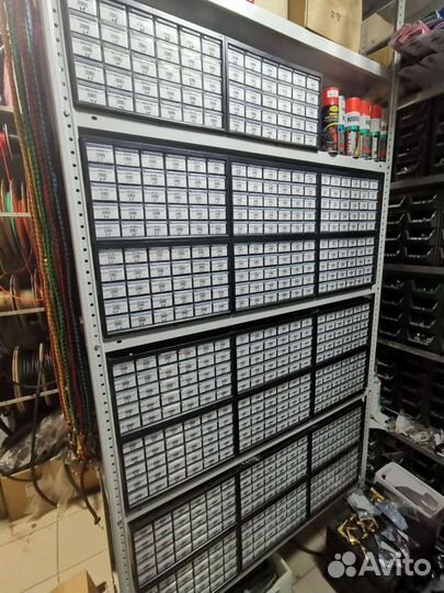 Автомобильный крепеж