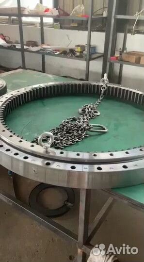 Опорно поворотный подшипник