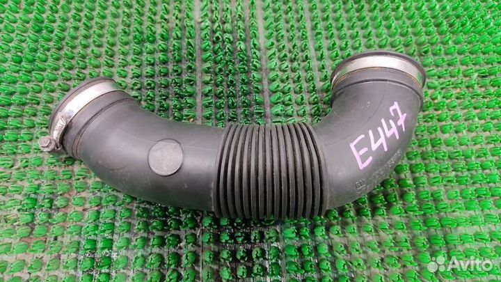 Патрубок воздушного фильтра Opel Corsa D 2011