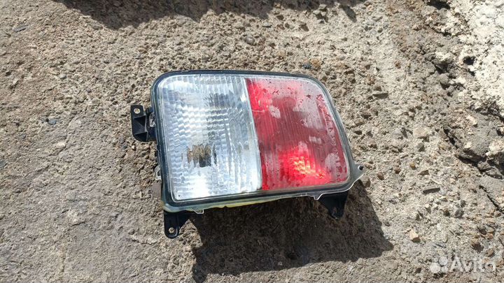 Задний правый фонарь Кадиллак цтс 2006 года