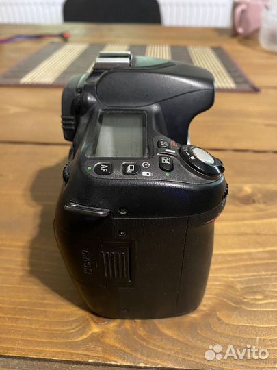 Зеркальный фотоаппарат nikon d80