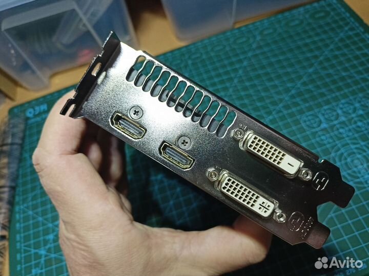 Видеокарта GTX750