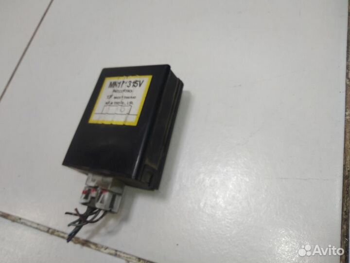 Блок комфорта Mitsubishi L200 KB4T 2006-2015