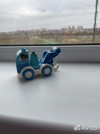 Развивающий автомобиль Лего