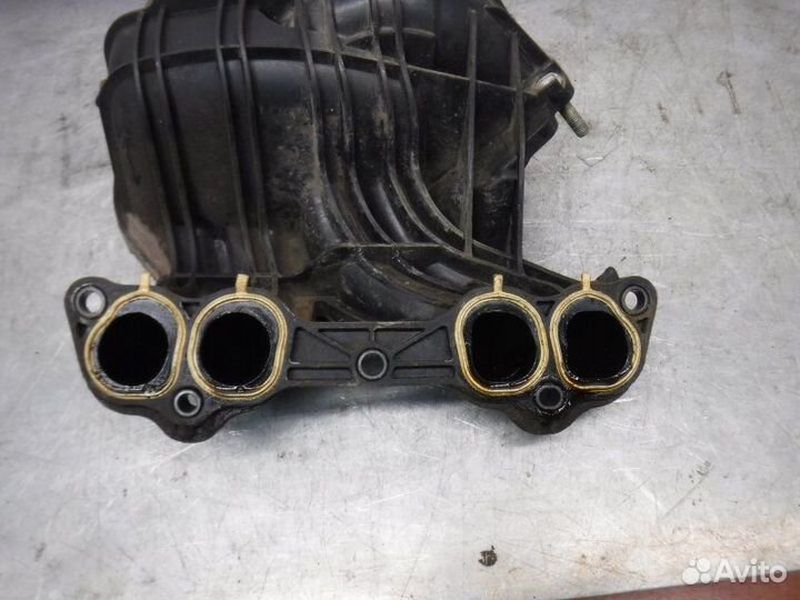 Коллектор впускной Лада Калина 21114 2007