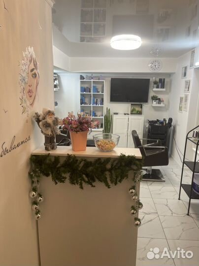 Мастер маникюра и педикюра