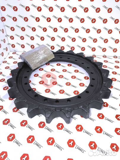 Звезда ведущая Hyundai R140LC-7A E181-20013