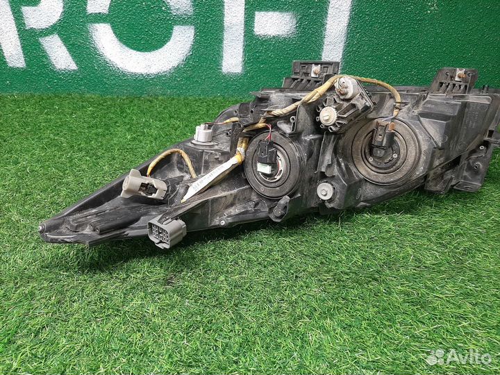 В наличии: Фара правая Mazda 3 BL