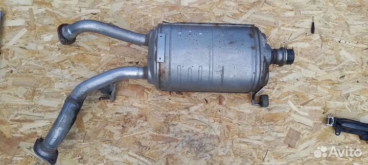 Резонатор Toyota Land Cruiser 200 4.5 D