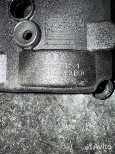 Крышка клапанов audi Q7 4L