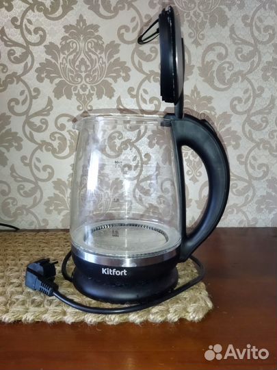 Электрочайник неисправный Kitfort KT-655