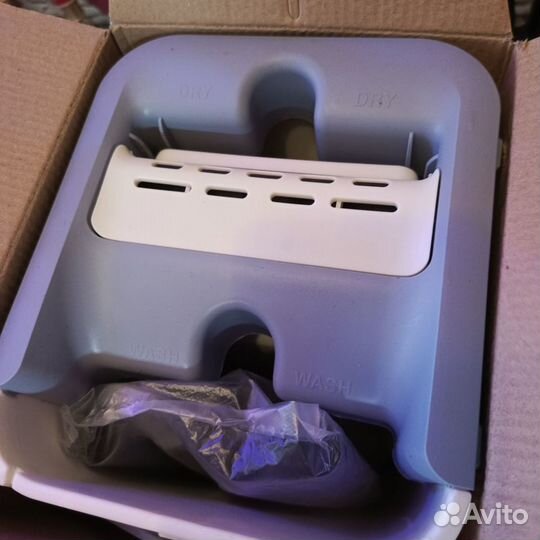 Набор для уборки, ведро и швабра