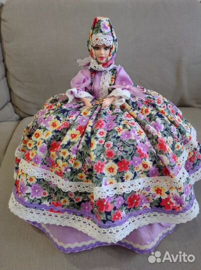 Кукла грелка на чайник