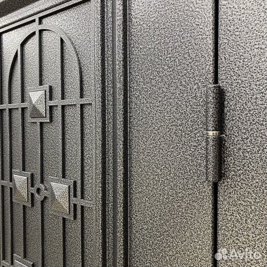 Дверь входная металлическая