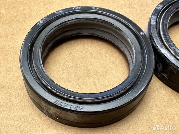 ARI.096 сальник вилки 33x46x11 DC4 Ariete