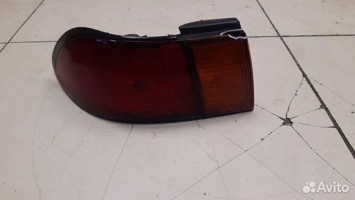 Фонарь наружный левый Nissan Sentra
