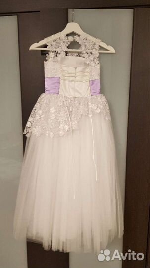 Платье праздничное