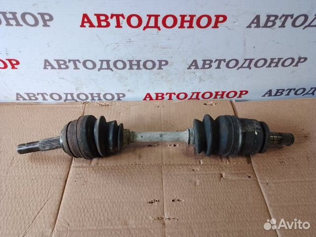 Полуось привод передний левый Nissan Sunny 2.0D