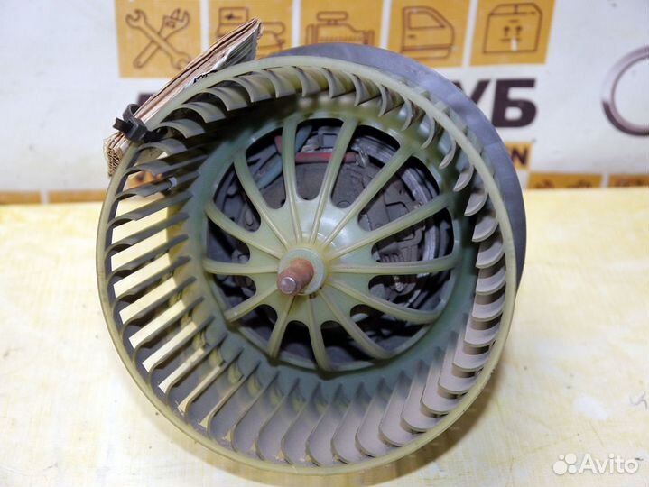 Вентилятор печки Вольво XC70-2 S80-2 деффект