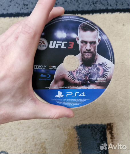 Playstation 4 slim 500gb 6 игр + внешнее хранилище