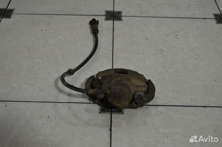 Тормозной суппорт перед лев Ford Fusion