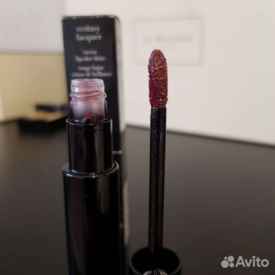 Жидкая лаковая стойкая помада