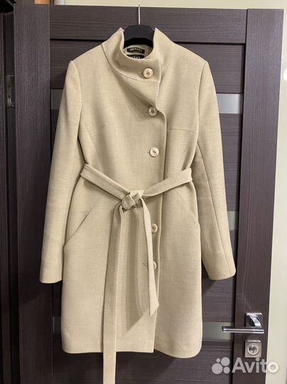 Пальто женское 46 б/у