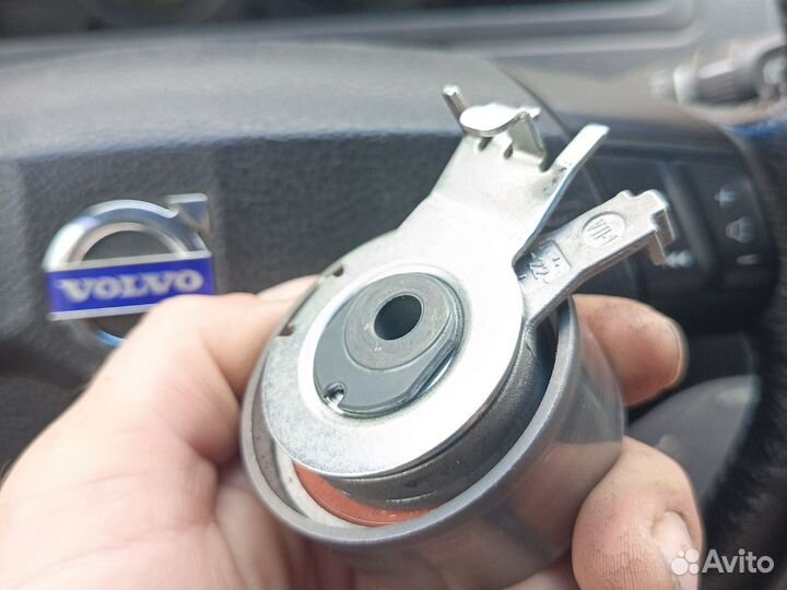 Натяжитель Ролик грм volvo