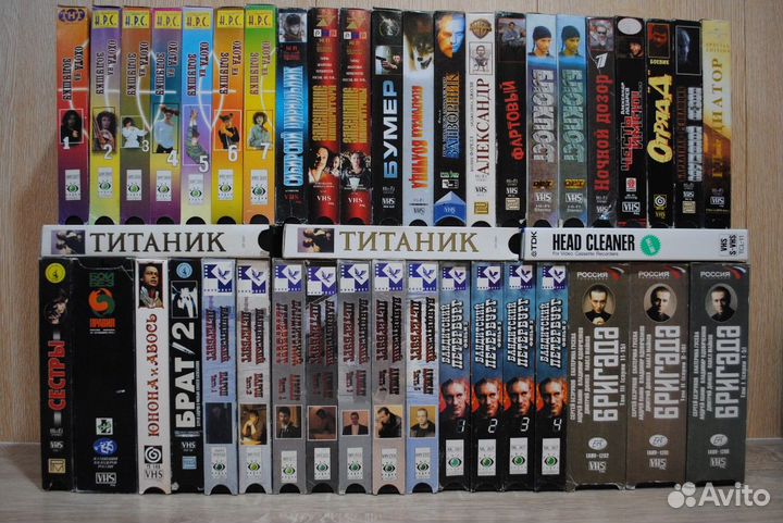 Видео кассеты с записью бу