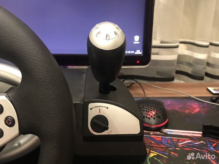 Игровой руль Dialog