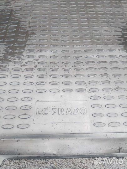 Коврик в багажник Toyota Land Cruiser 120 Prado