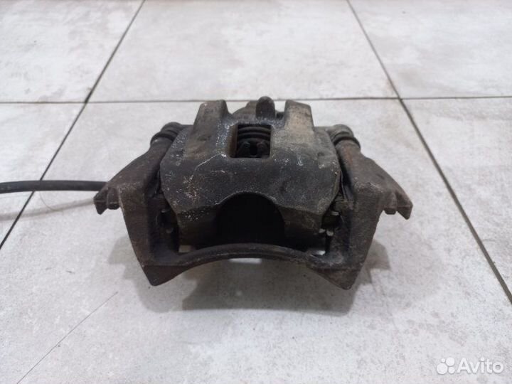 Суппорт передний левый Mercedes A W169