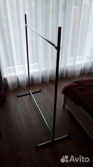 Вешало для одежды