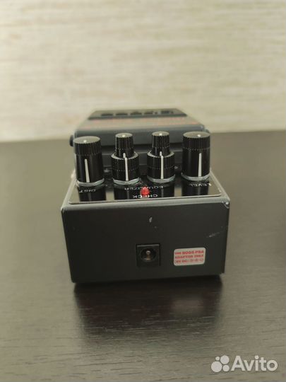 Boss metal zone MT 2