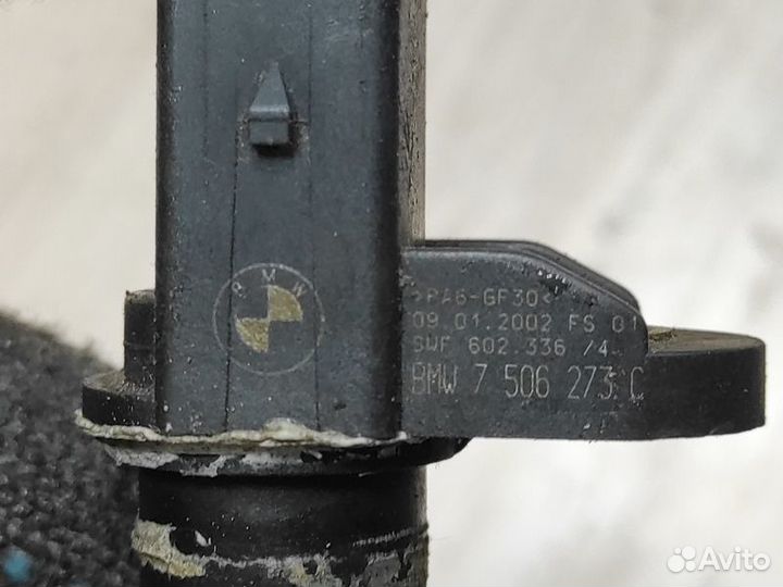 Датчик положения распредвала BMW 7 -Series E65 E66