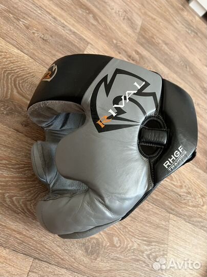 Боксерский шлем