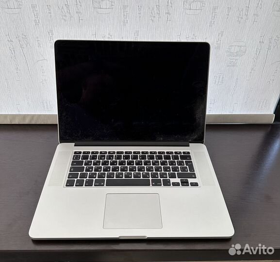 Apple MacBook Pro 15 mid 2015 i7/16/256