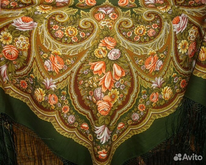 Павловопосадская шаль 