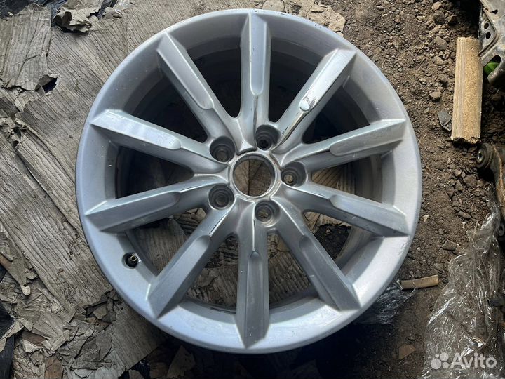 8U0601025S Диск колёсный литой Audi Q3