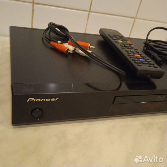 Blu-ray плеер Pioneer BDP-170