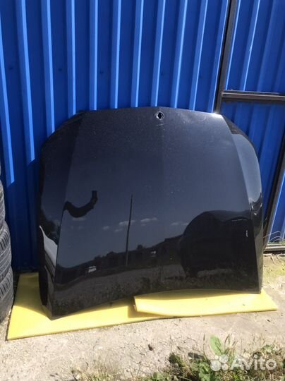 Капот Mercedes 213 черный