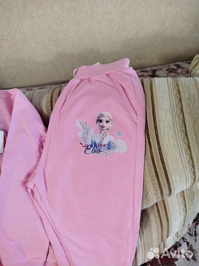 Спортивный костюм для девочки 110