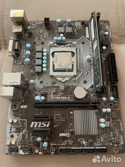 Материнская плата