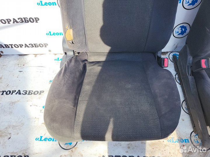 Сиденье переднее Mitsubishi Galant EA7A 4G94 2001