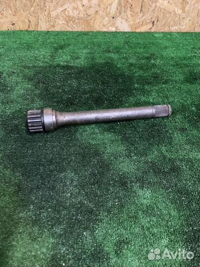 Промежуточный вал переднего редуктора Dodge Ram