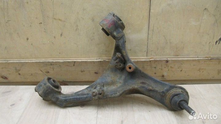 Рычаг передний верхний левый Land Rover Range Rove