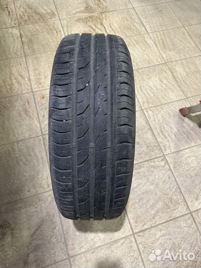 Continental ContiPremiumContact 2 215/60 R16