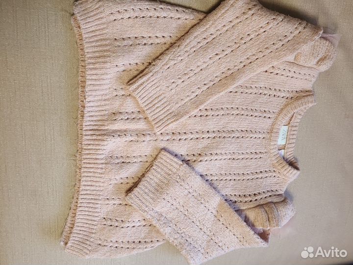 Джемпер и джинсы теплые 104 размера