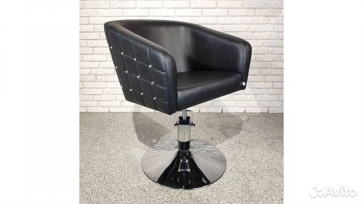 Парикмахерское кресло