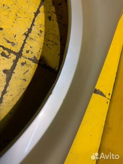 Крыло переднее правое Volkswagen Passat 2000-2005